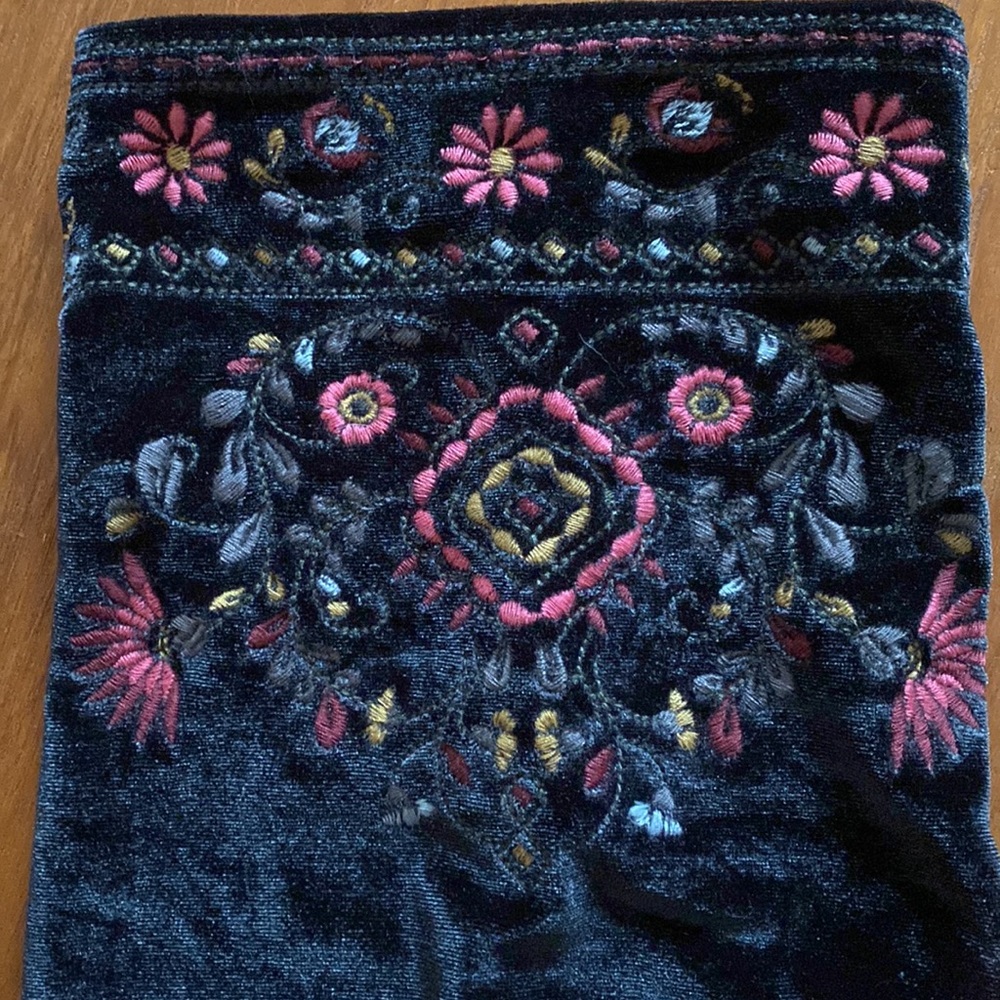 Holiday black velvet jacket with embroidered selves XL